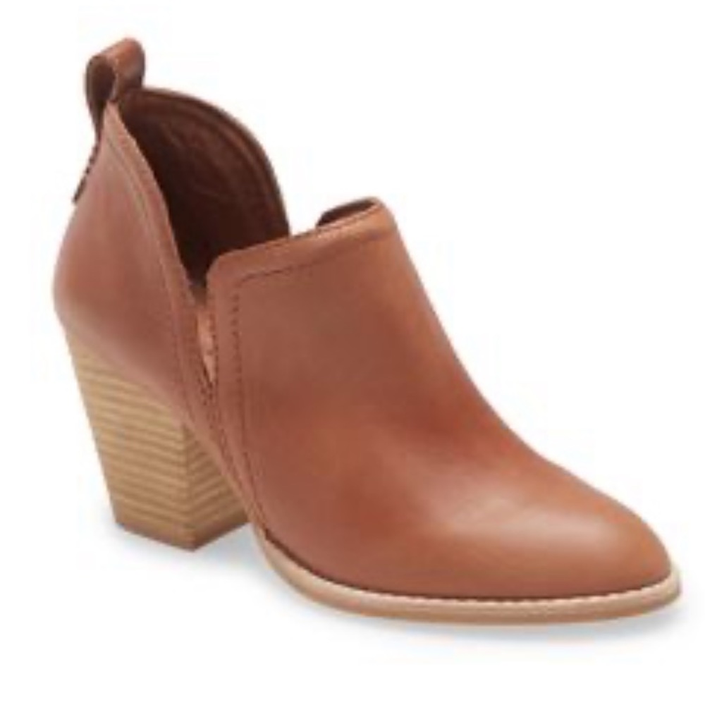 Jeffrey Campbell Rosalee Bootie in Tan Leather